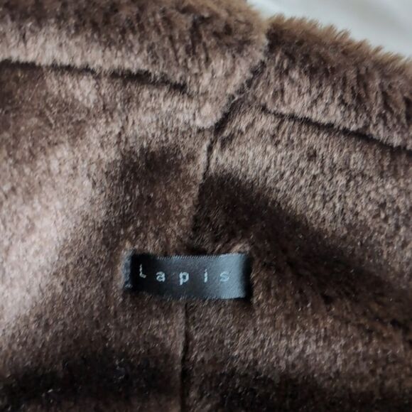 LAPIS Faux Fur and Chamois Cloth Tote - Picture 7 of 11